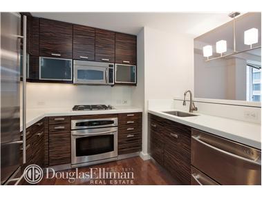 3107 Pershing Ct, Cincinnati, OH 45211 photo 9