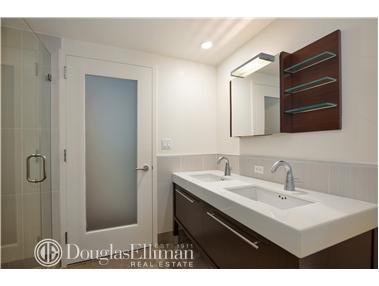 3107 Pershing Ct, Cincinnati, OH 45211 photo 7