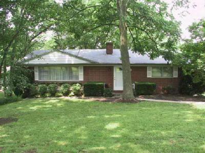 7405 View Place Dr, Cincinnati, OH 45224 photo 3