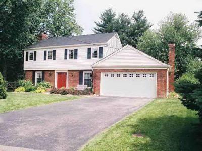 6581 Stoneham Pl, Cincinnati, OH 45236 photo 1