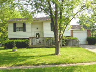 482 Brunswick Dr, Forest Park, OH 45240 photo 2