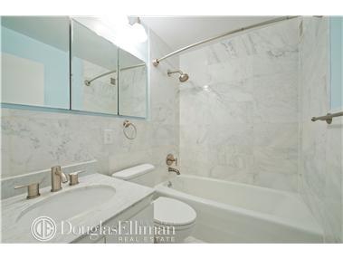 3301 Galbraith Rd, Cincinnati, OH 45236 photo 7