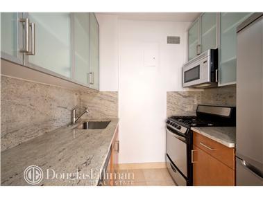 3301 Galbraith Rd, Cincinnati, OH 45236 photo 8