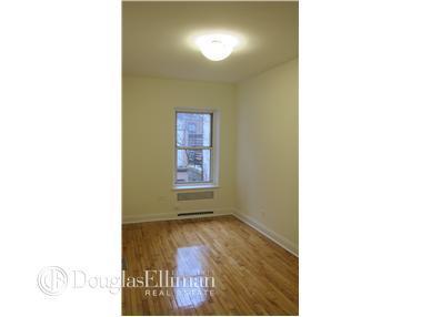 3000 Limestone Cir, Cincinnati, OH 45239 photo 15