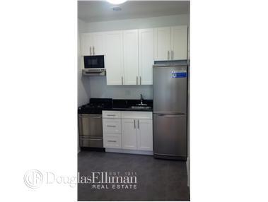 3000 Limestone Cir, Cincinnati, OH 45239 photo 6