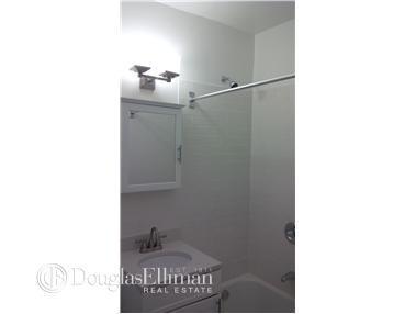 3000 Limestone Cir, Cincinnati, OH 45239 photo 10