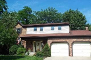 7733 Heatherglen Dr, Cincinnati, OH 45255 photo 3