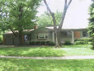 8265 Mockingbird Ln, Cincinnati, OH 45231 photo 3