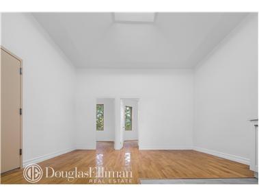 10077 Springbeauty Ln, Cincinnati, OH 45231 photo 5