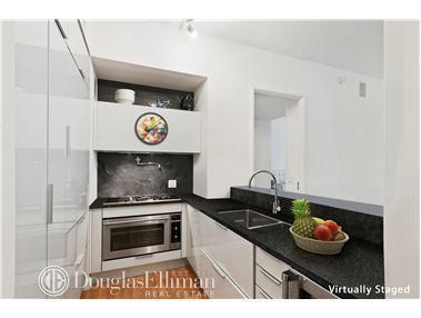 3307 Maplecrest Pl, Cincinnati, OH 45209 photo 5