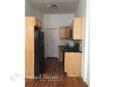 436 Meadowcrest Rd, Cincinnati, OH 45231 photo 2