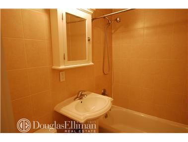 1114 Rutledge Ave, Cincinnati, OH 45205 photo 4