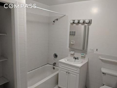 7652 Hampton Place Ln, Cincinnati, OH 45244 photo 5