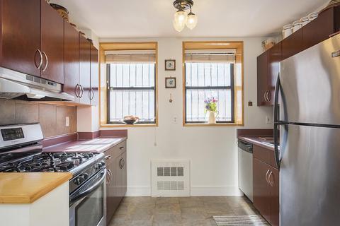 3115 Fairfield Ave, Cincinnati, OH 45207 photo 8