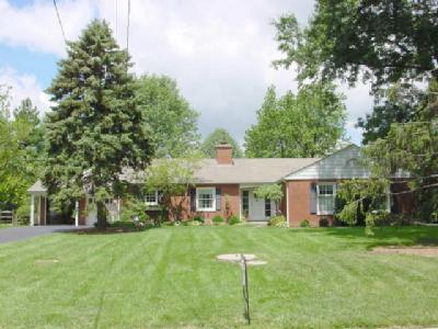 5607 Mapleridge Dr, Cincinnati, OH 45227 photo 1