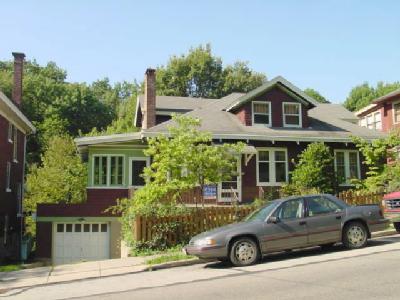 203 Woolper Ave, Cincinnati, OH 45220 photo 3
