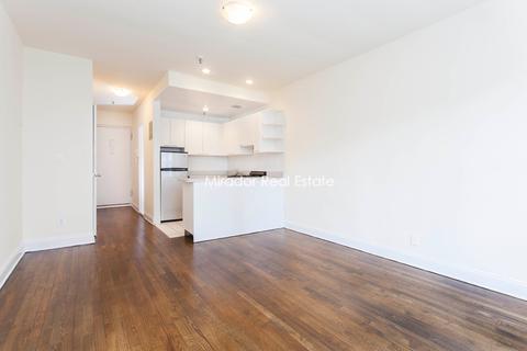 2129 E Hill Ave, Cincinnati, OH 45208 photo 2