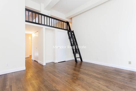 2137 Rangoon Ave, Forest Park, OH 45240 photo 4