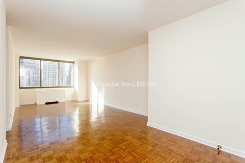 708 E St, Hamilton, OH 45013 photo 1