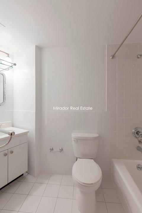 7597 Edgemont Rd, Cincinnati, OH 45237 photo 5