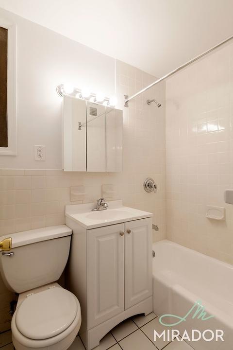 8808 Appleseed Dr, Cincinnati, OH 45249 photo 4
