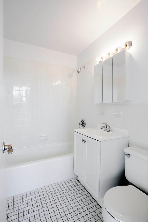 986 Vixen Dr, Cincinnati, OH 45245 photo 4