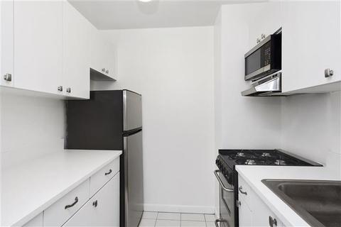 986 Vixen Dr, Cincinnati, OH 45245 photo 2
