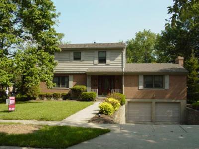 1052 Eastgate Dr, Cincinnati, OH 45231 photo 1