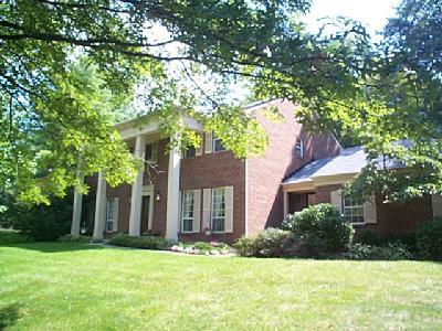 9456 Benchmark Ln, Blue Ash, OH 45242 photo 1