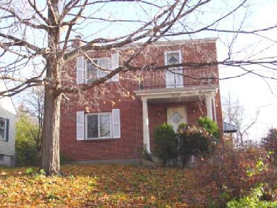 4636 Chickering Ave, Cincinnati, OH 45232 photo 3