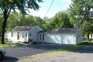 7952 School Rd, Cincinnati, OH 45249 photo 1