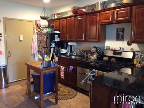 108 Walnut St, Williamsburg, OH 45176 photo 4