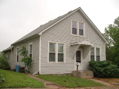 108 Walnut St, Williamsburg, OH 45176 photo 3