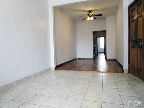 4786 Beechwood Rd, Cincinnati, OH 45244 photo 4