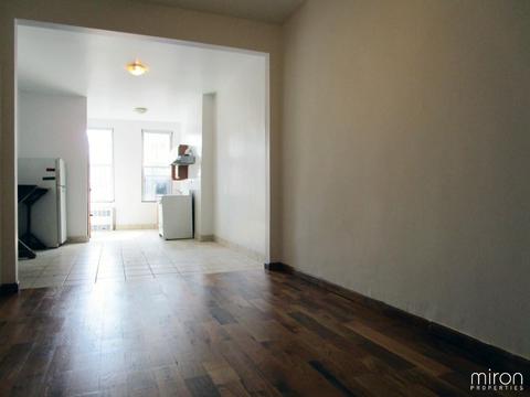4786 Beechwood Rd, Cincinnati, OH 45244 photo 2