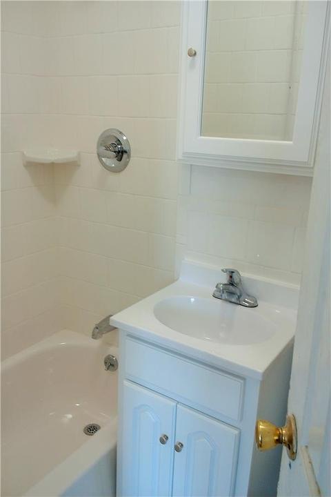 537 Chisholm Trl, Wyoming, OH 45215 photo 9