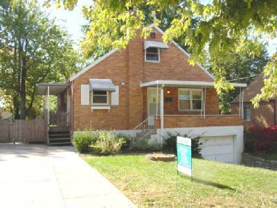 8254 Lyness Dr, Cincinnati, OH 45239 photo 2
