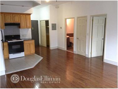 952 Summit Ave, Glendale, OH 45246 photo 5