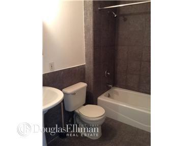952 Summit Ave, Glendale, OH 45246 photo 8