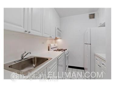 6521 Britton Ave, Cincinnati, OH 45227 photo 4