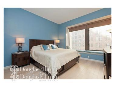 2761 Baker Ave, Cincinnati, OH 45211 photo 4