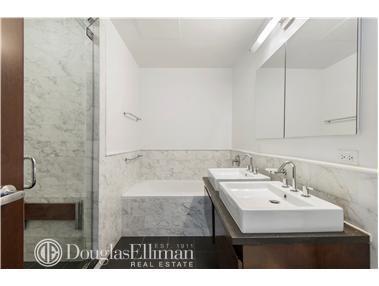4501 Clearview Ave, Cincinnati, OH 45205 photo 12
