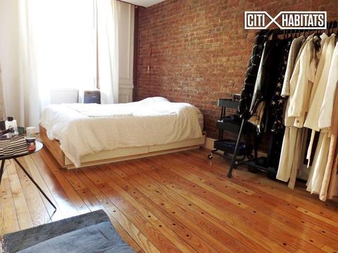 6063 Robison Rd, Cincinnati, OH 45213 photo 2