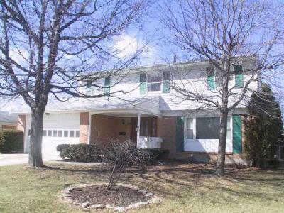 1090 Indra Ct, Forest Park, OH 45240 photo 1