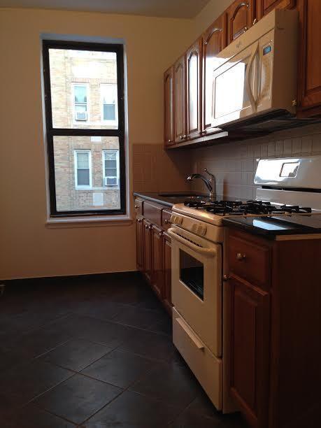3297 Ebenezer Rd, Cincinnati, OH 45248 photo 5