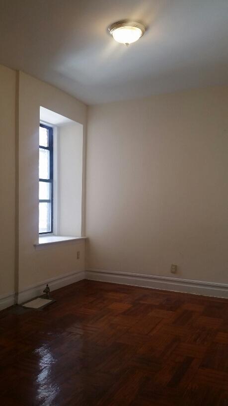 8430 Forest Rd, Cincinnati, OH 45255 photo 4