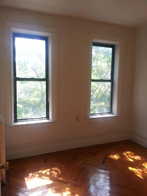 8430 Forest Rd, Cincinnati, OH 45255 photo 2