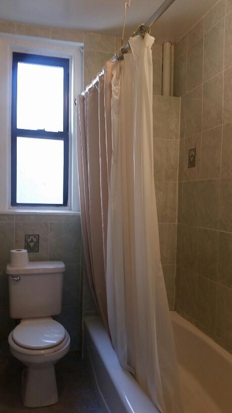 8430 Forest Rd, Cincinnati, OH 45255 photo 1
