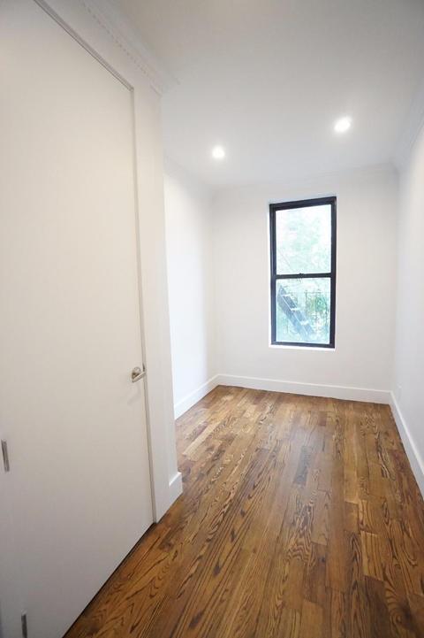 26 Thirteenth St, Cincinnati, OH 45202 photo 2