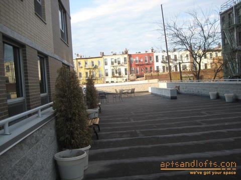 6709 Hampton Dr, Silverton, OH 45236 photo 7